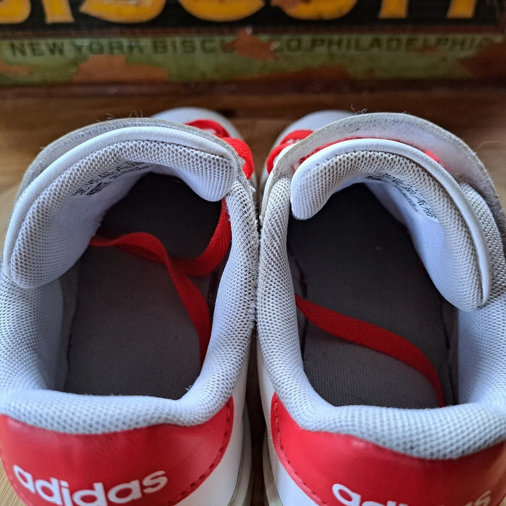 Adidas Disney Minnie Mouse Grand Court Shoes Kid's Size 2 White Red GZ3318